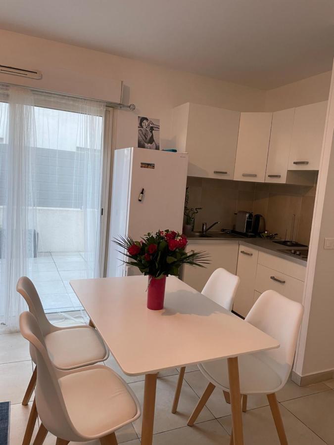 Appartement La Plage De La Pointe Rouge Marseille Bagian luar foto